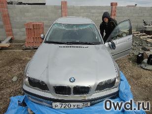 Битый автомобиль BMW 3